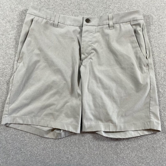 Lululemon Commission Shorts Men 32 Classic Fit ABC Golf Warpstreme White - Picture 1 of 9